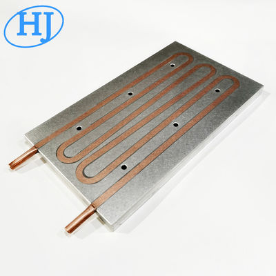โมดูลระบายความร้อนเรเดียเตอร์อลูมิเนียม 0-70°C อุณหภูมิการทํางาน 3000RPM ความเร็วของแฟน